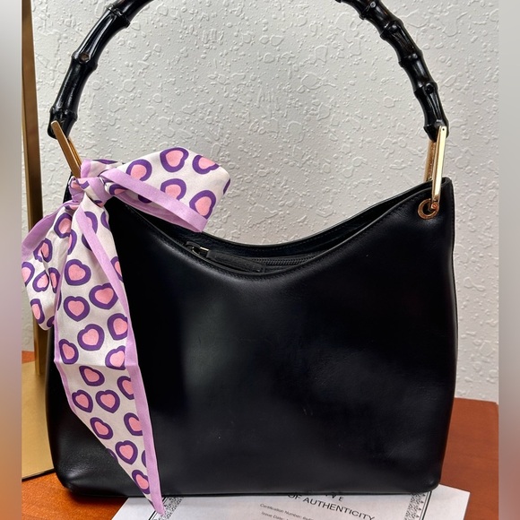 GUCCI Vintage Hand Bag 2 way Bamboo
Black Leather Authentic - Picture 1 of 16